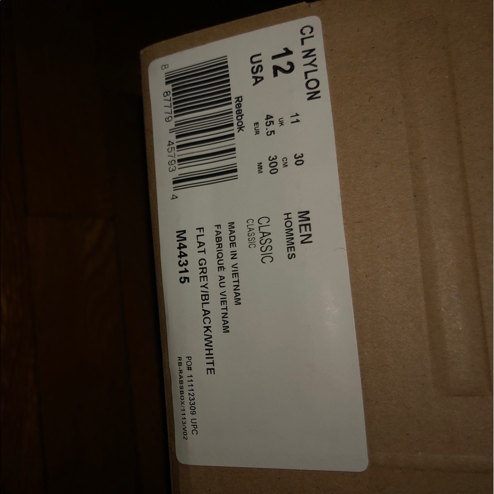 Men’s Reebok sneakers - Picture 2 of 2